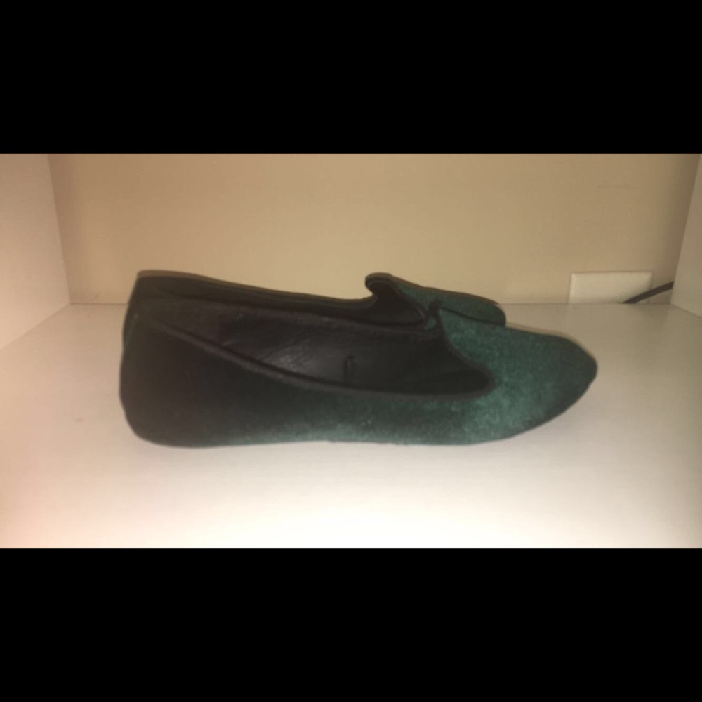 Flats - Picture 2 of 2